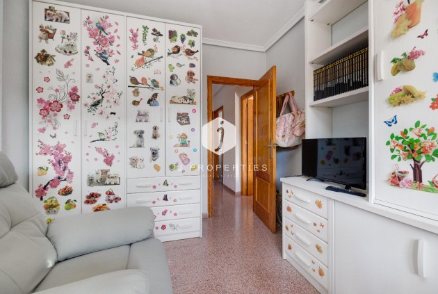 Resale - Apartment / flat -
Torrevieja - Costa Blanca