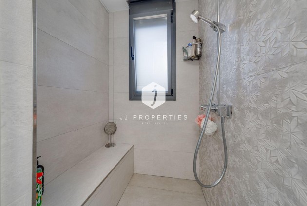 Resale - Villa -
Torrevieja - Costa Blanca