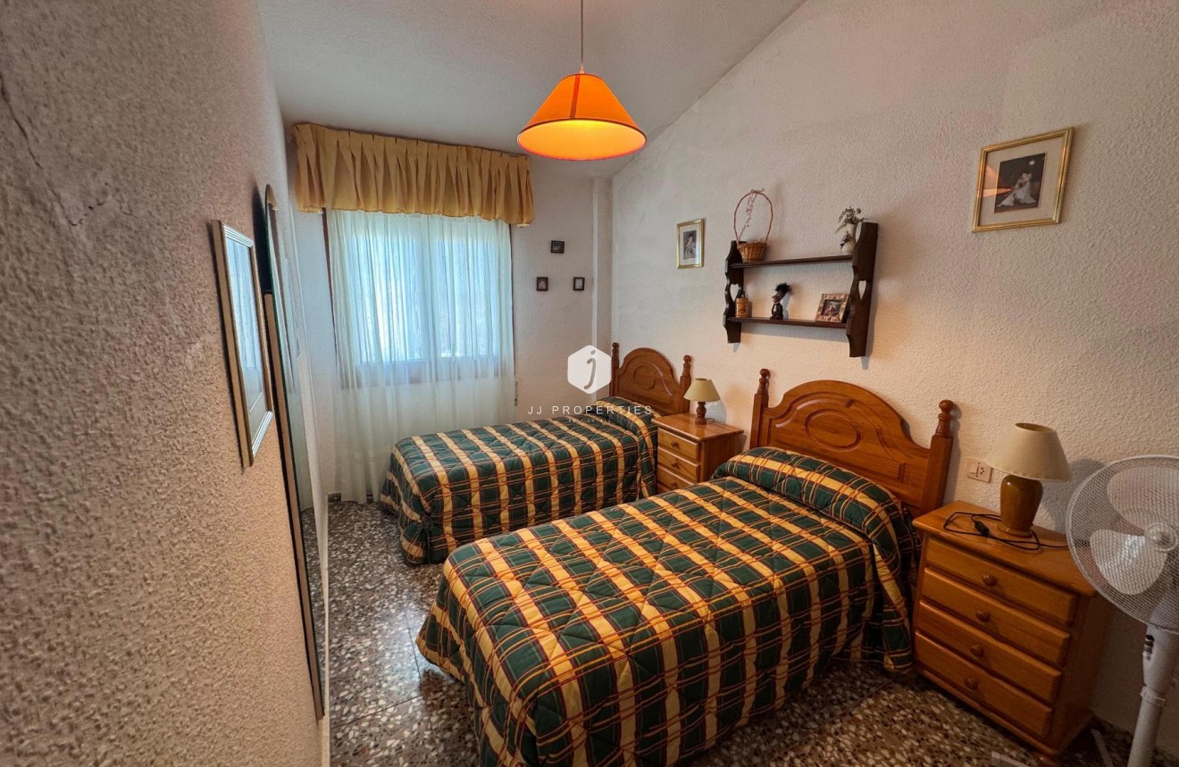 D'occasion - Chalet -
Torrevieja - Costa Blanca