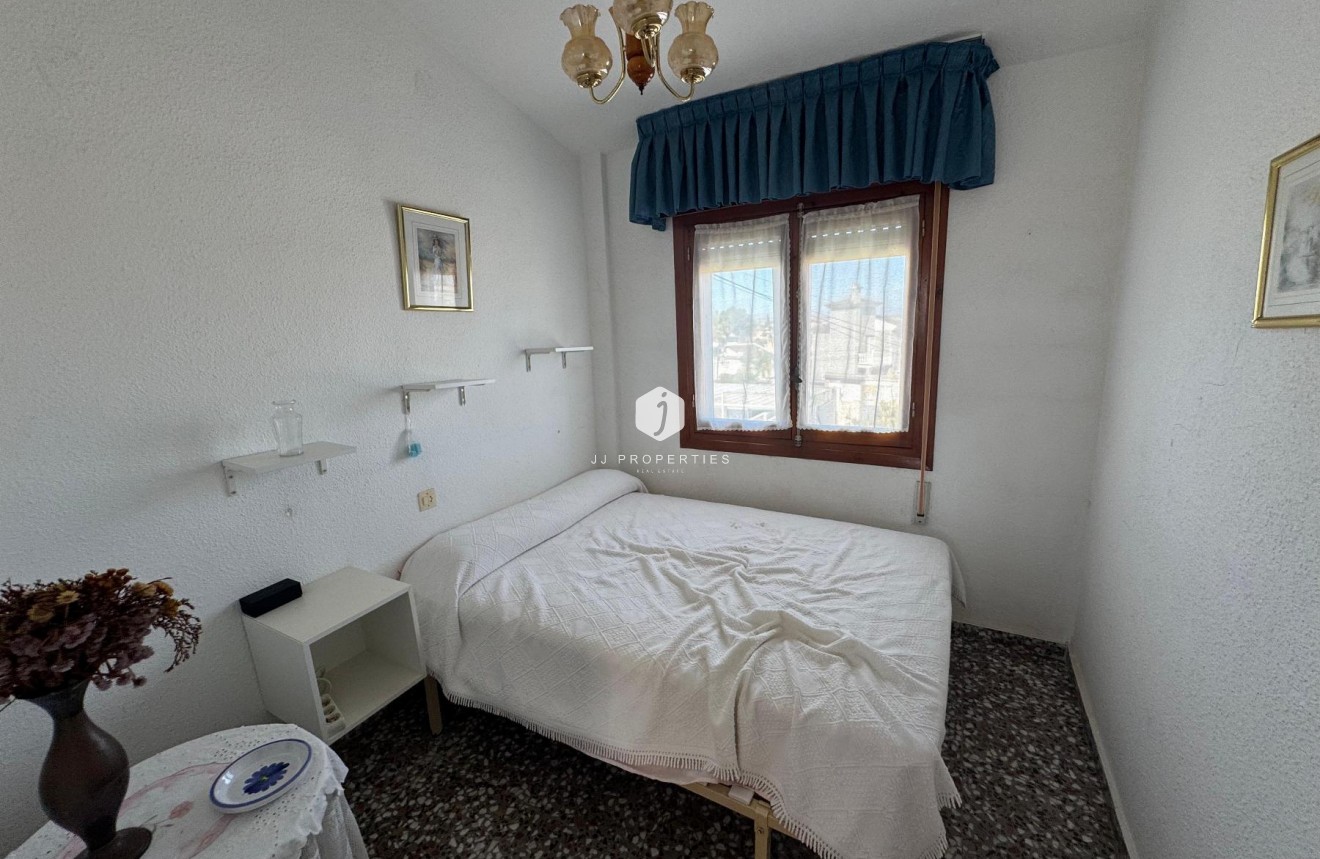 D'occasion - Chalet -
Torrevieja - Costa Blanca