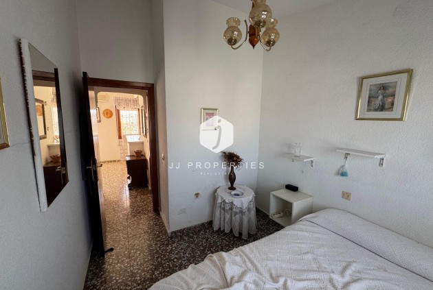 D'occasion - Chalet -
Torrevieja - Costa Blanca