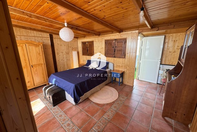 Resale - Bungalow -
Torrevieja - Costa Blanca