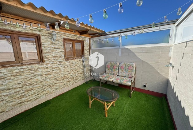 Resale - Bungalow -
Torrevieja - Costa Blanca