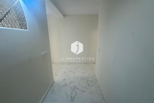 D'occasion - Appartement -
Torrevieja - Costa Blanca