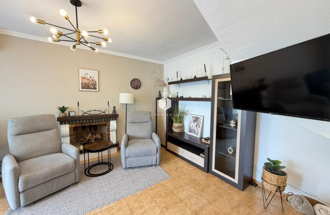 Resale - Chalet -
Torrevieja - Los Frutales