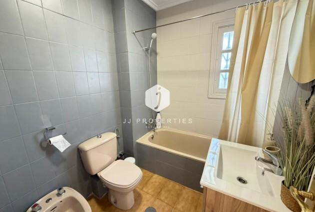 Resale - Chalet -
Torrevieja - Los Frutales