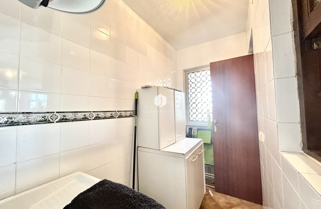 Resale - Apartment / flat -
Cabo Roig - Costa Blanca