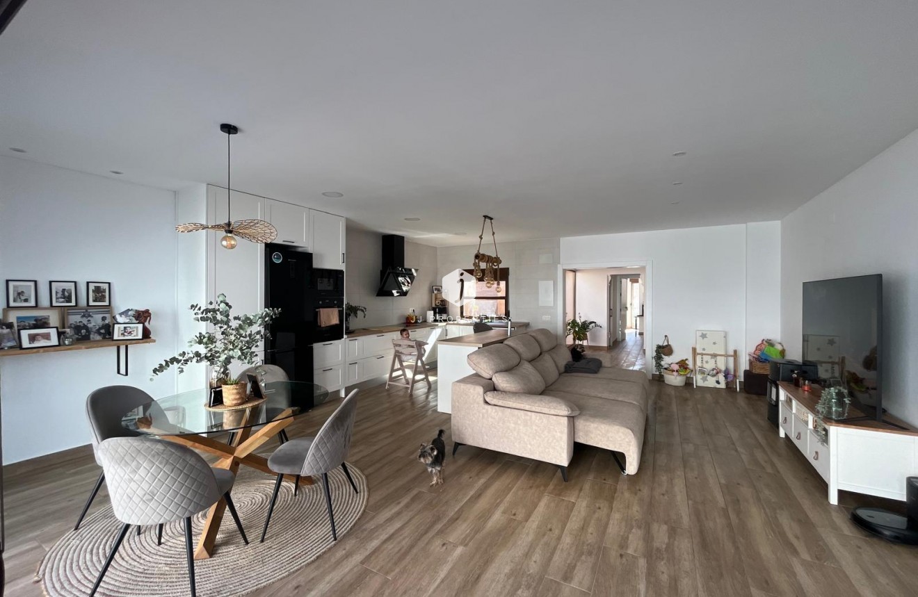 Resale - Apartment / flat -
Almoradí - Centro Urbano 2