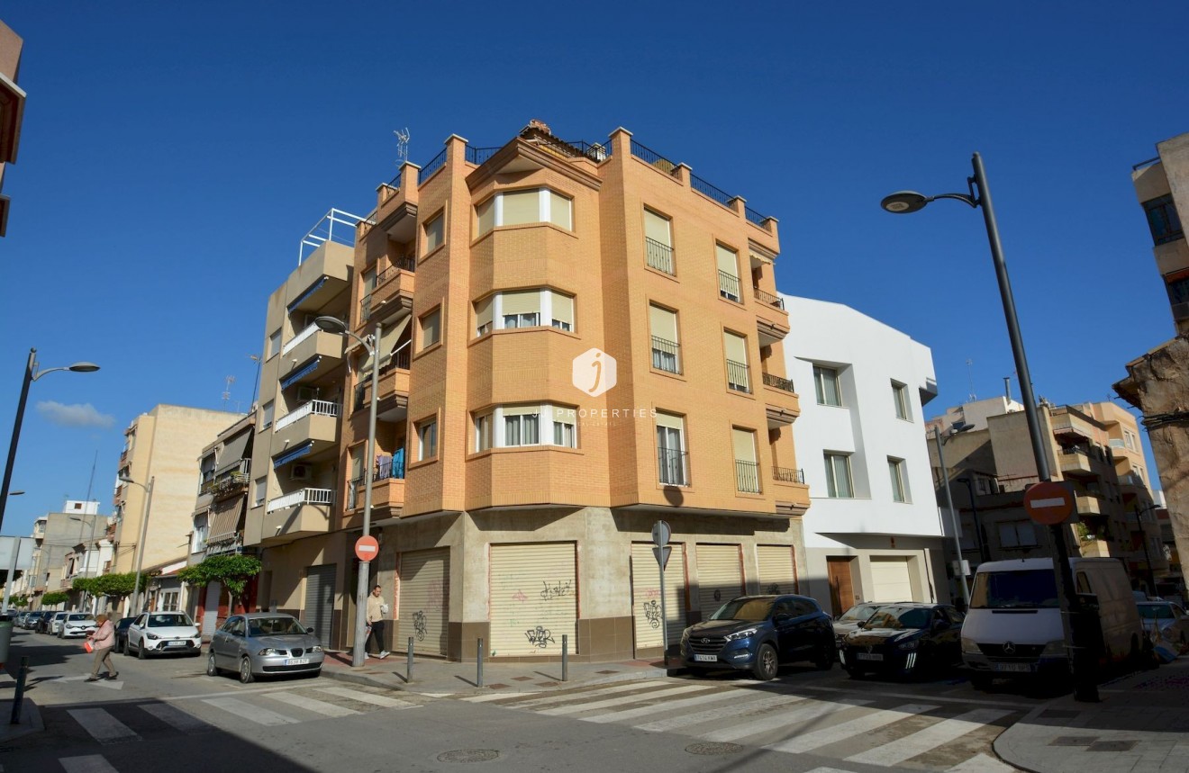 Z drugiej ręki - Mieszkanie w bloku -
Guardamar del Segura - Costa Blanca