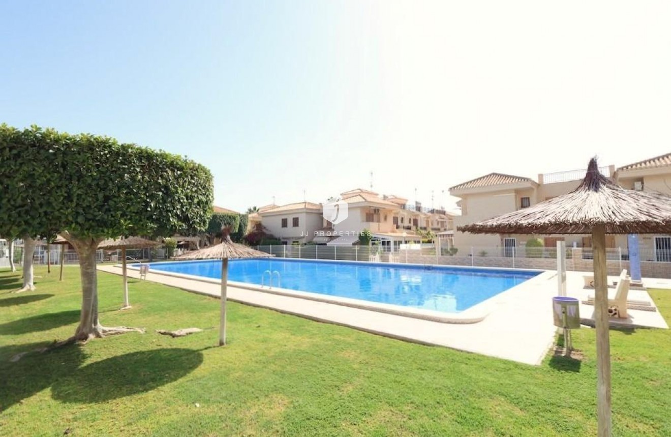 Tweedehands - Appartement / flat -
Orihuela Costa - Costa Blanca