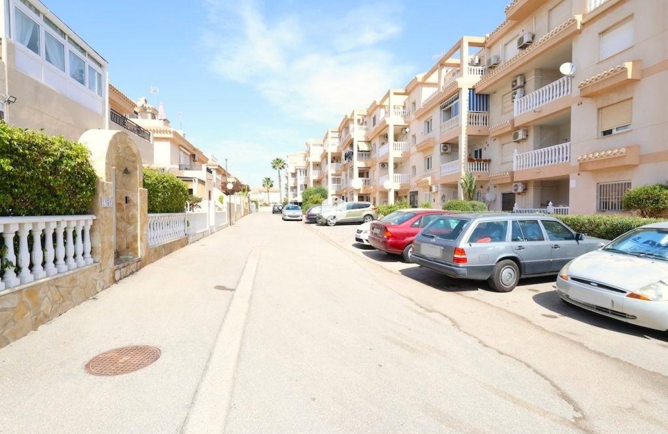 Tweedehands - Appartement / flat -
Orihuela Costa - Costa Blanca
