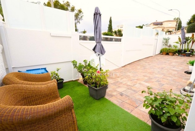 Resale - Villa -
San Miguel de Salinas - Inland