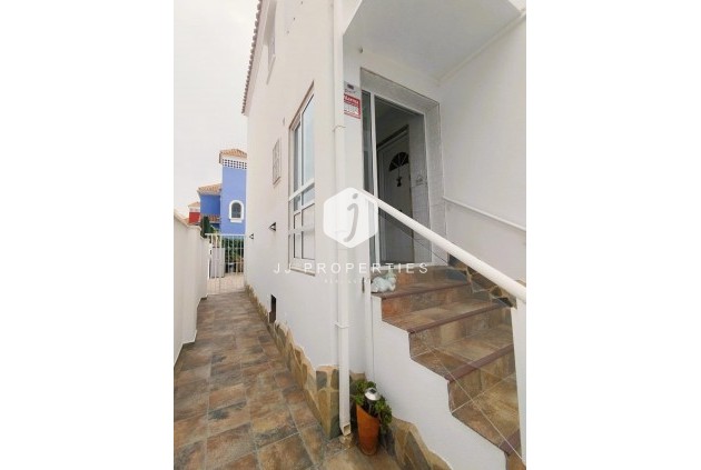 Resale - Villa -
San Miguel de Salinas - Inland