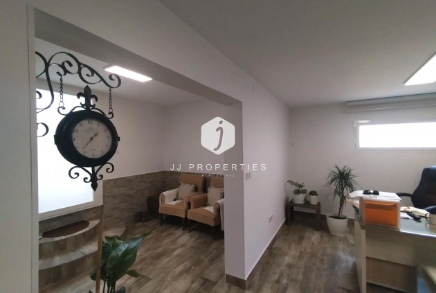 Resale - Villa -
San Miguel de Salinas - Inland