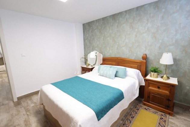 Resale - Villa -
San Miguel de Salinas - Inland