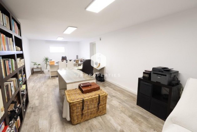 Resale - Villa -
San Miguel de Salinas - Inland