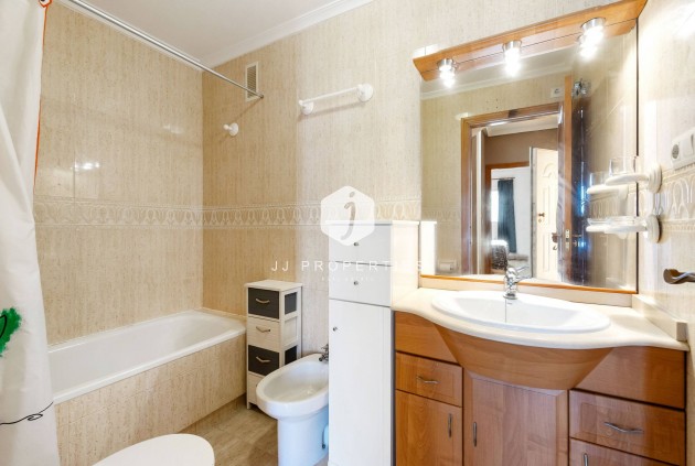 Resale - Duplex -
Orihuela Costa - Playa Flamenca