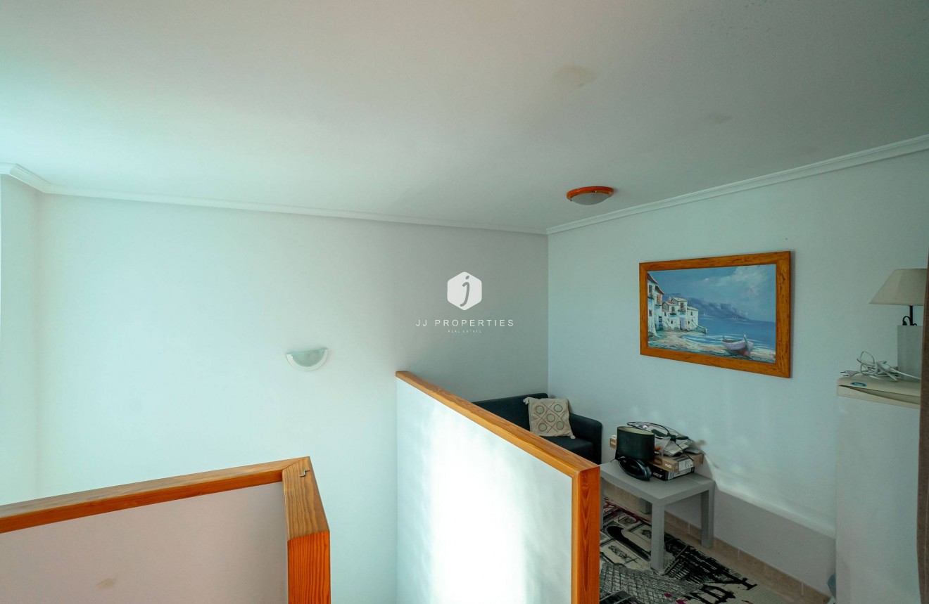Resale - Duplex -
Orihuela Costa - Playa Flamenca