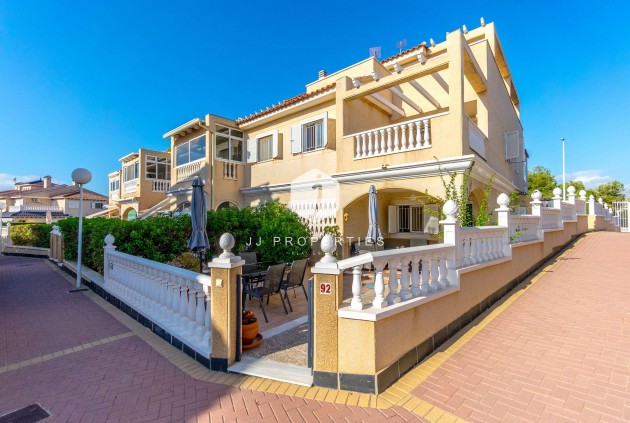 Resale - Duplex -
Orihuela Costa - Playa Flamenca