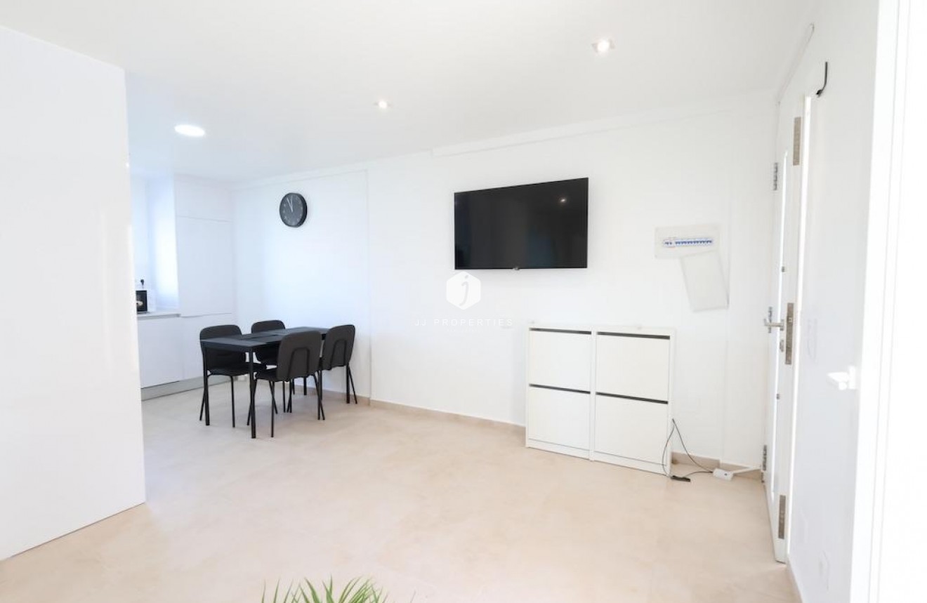 D'occasion - Bungalow -
Orihuela Costa - Costa Blanca
