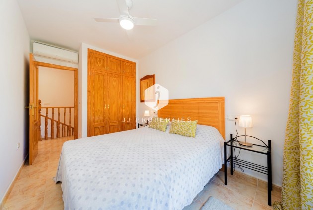 Resale - Duplex -
Dehesa de Campoamor - Costa Blanca