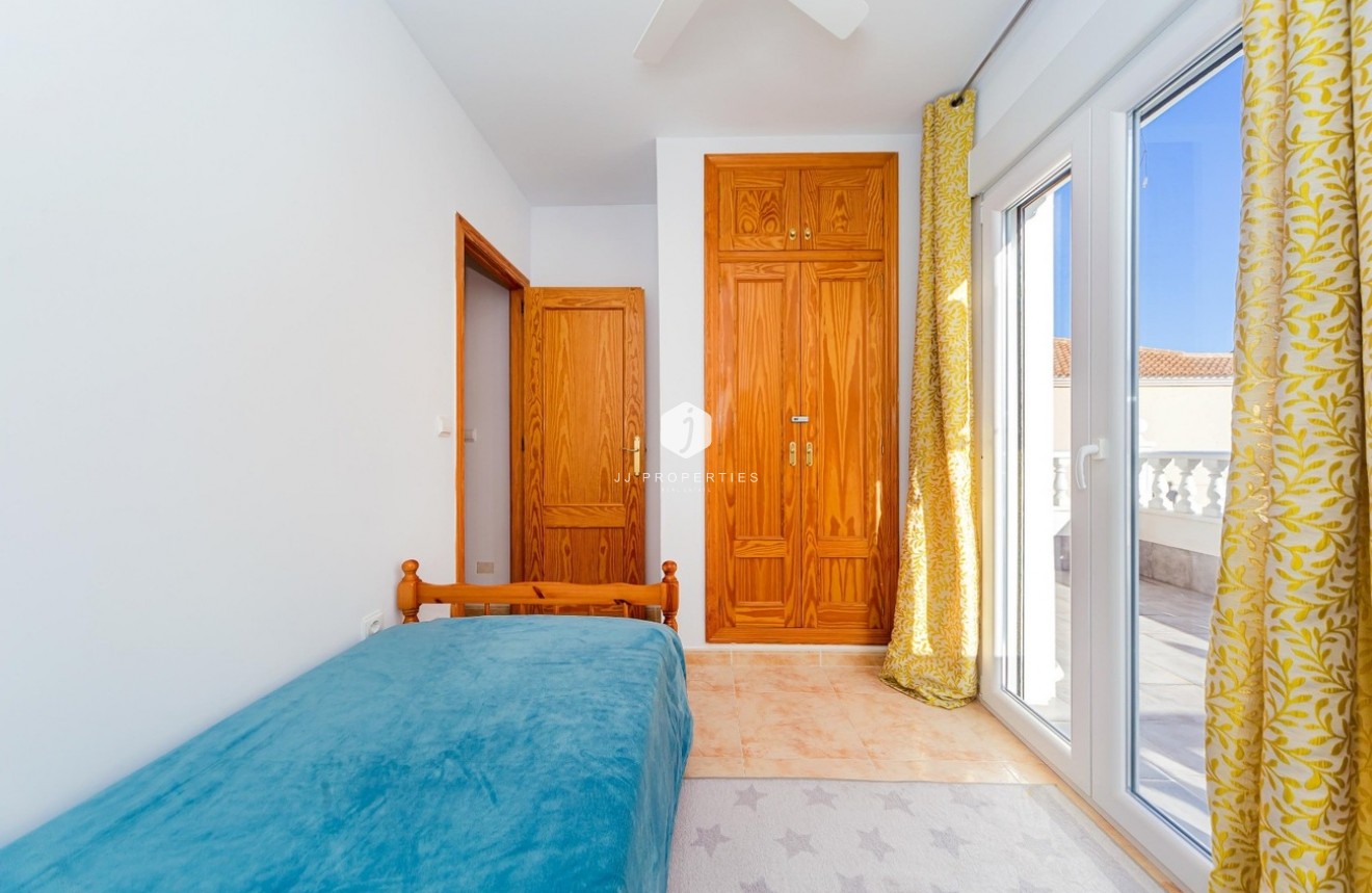 Resale - Duplex -
Dehesa de Campoamor - Costa Blanca