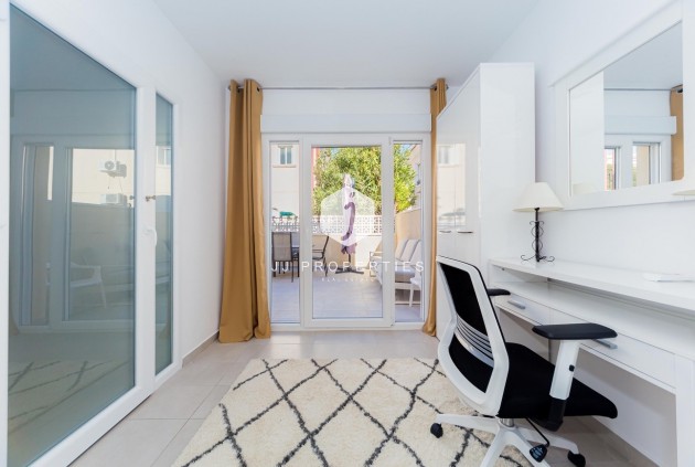 Resale - Duplex -
Dehesa de Campoamor - Costa Blanca