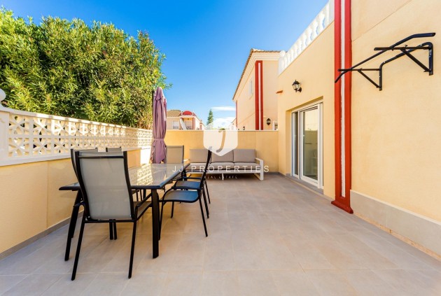 Resale - Duplex -
Dehesa de Campoamor - Costa Blanca