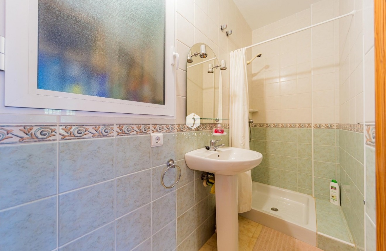 Resale - Duplex -
Dehesa de Campoamor - Costa Blanca