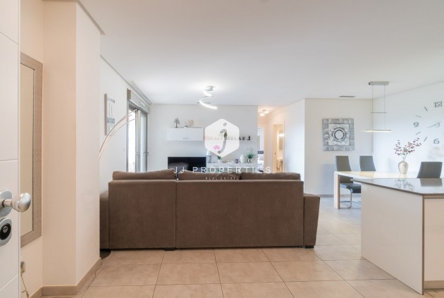 Aus zweiter Hand - Wohnung -
Orihuela Costa - Costa Blanca