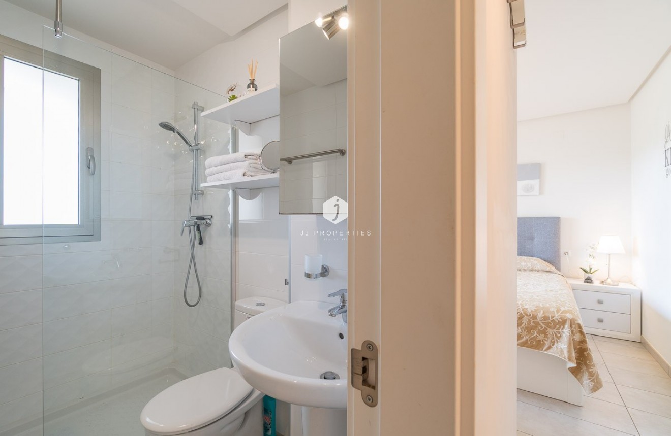 Aus zweiter Hand - Wohnung -
Orihuela Costa - Costa Blanca