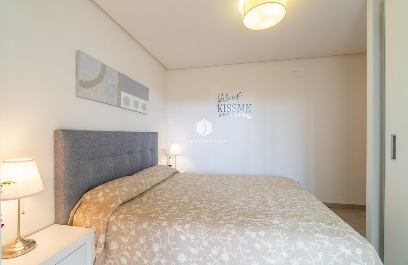 Aus zweiter Hand - Wohnung -
Orihuela Costa - Costa Blanca