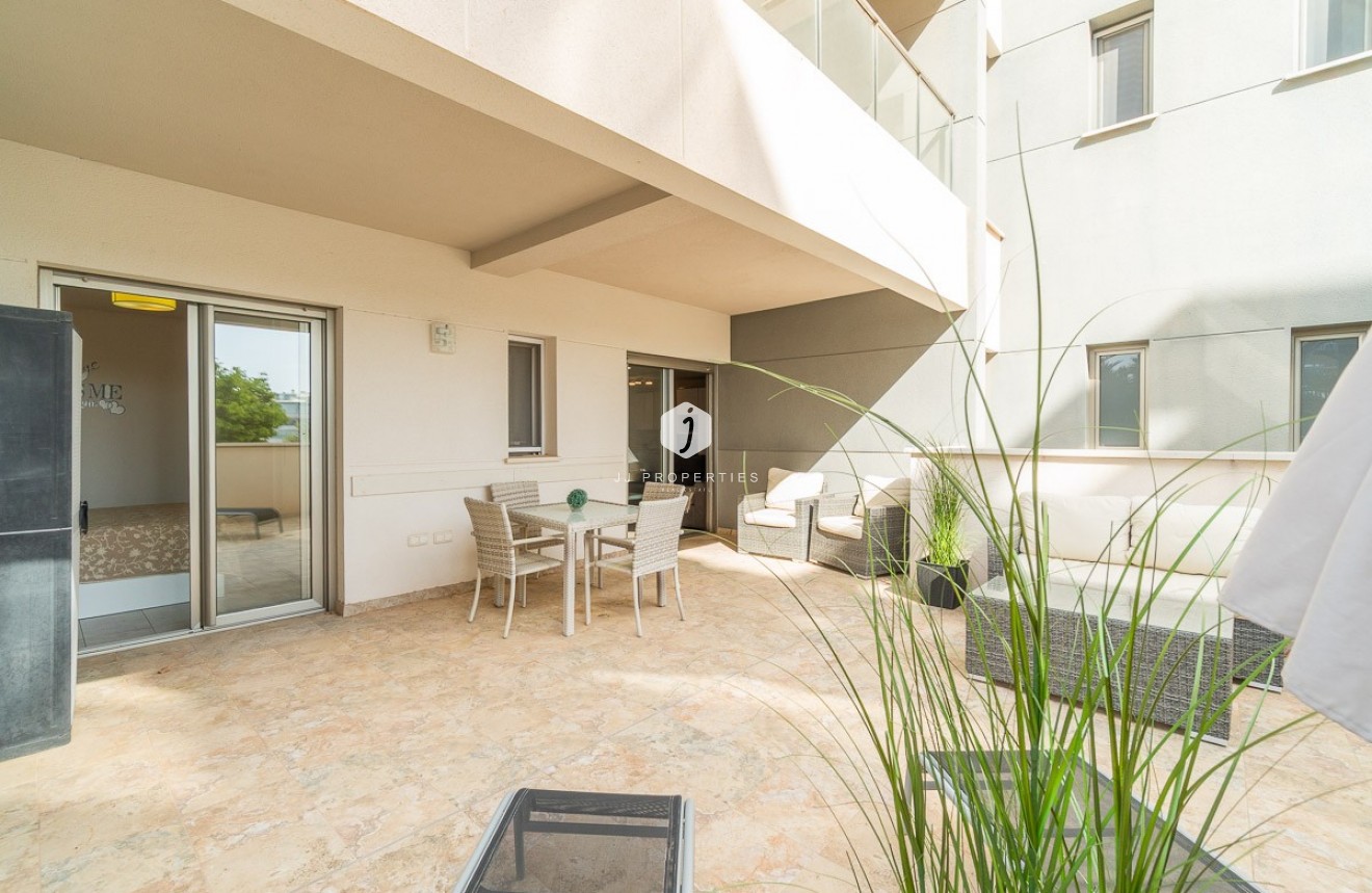 Aus zweiter Hand - Wohnung -
Orihuela Costa - Costa Blanca