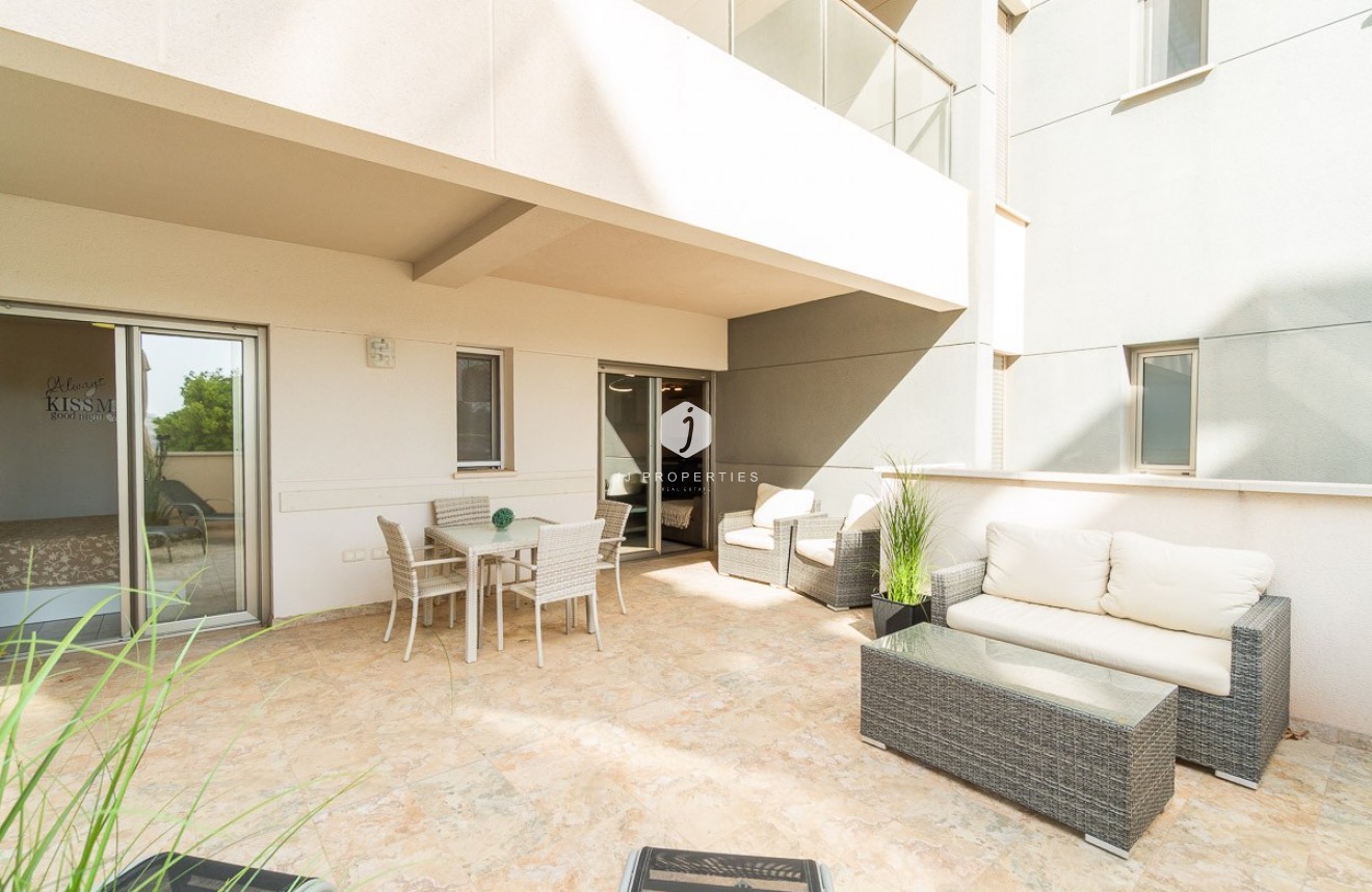 Aus zweiter Hand - Wohnung -
Orihuela Costa - Costa Blanca