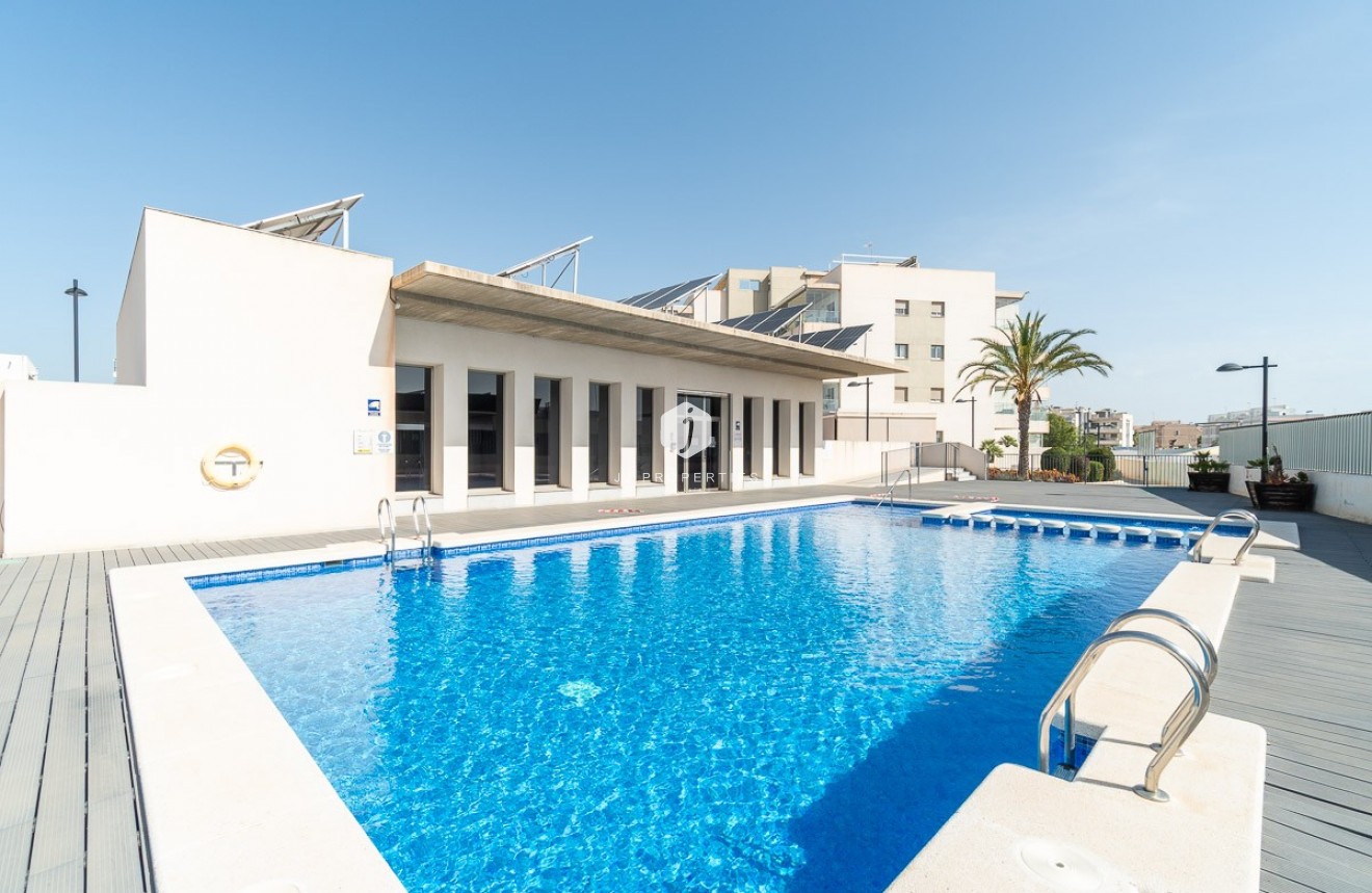 Aus zweiter Hand - Wohnung -
Orihuela Costa - Costa Blanca