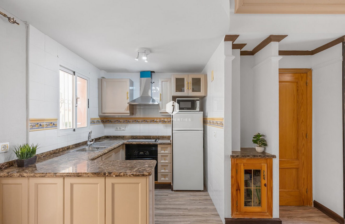 Segunda mano - Chalet -
Orihuela Costa - Villamartín