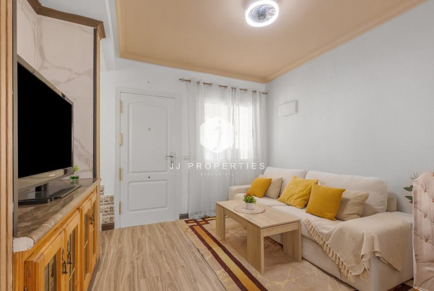 Segunda mano - Chalet -
Orihuela Costa - Villamartín