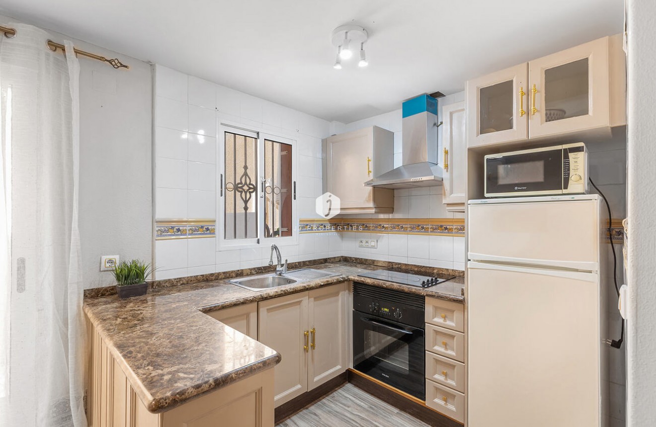 Segunda mano - Chalet -
Orihuela Costa - Villamartín