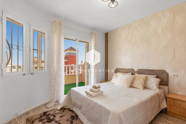 Segunda mano - Chalet -
Orihuela Costa - Villamartín