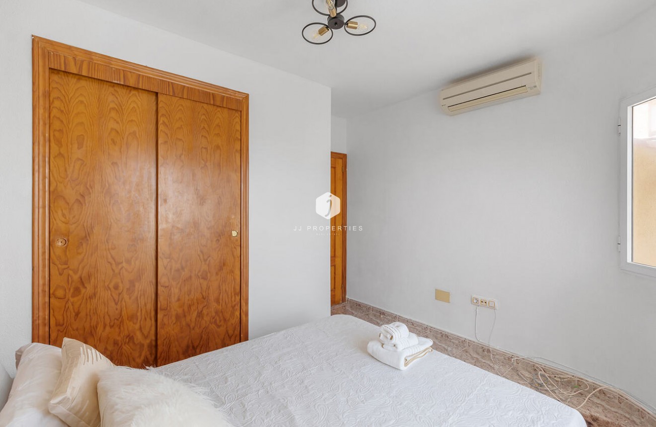 Segunda mano - Chalet -
Orihuela Costa - Villamartín