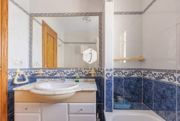 Segunda mano - Chalet -
Orihuela Costa - Villamartín