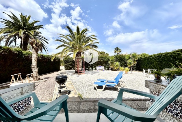 Resale - Villa -
La Zenia - Costa Blanca