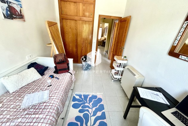 Resale - Villa -
La Zenia - Costa Blanca