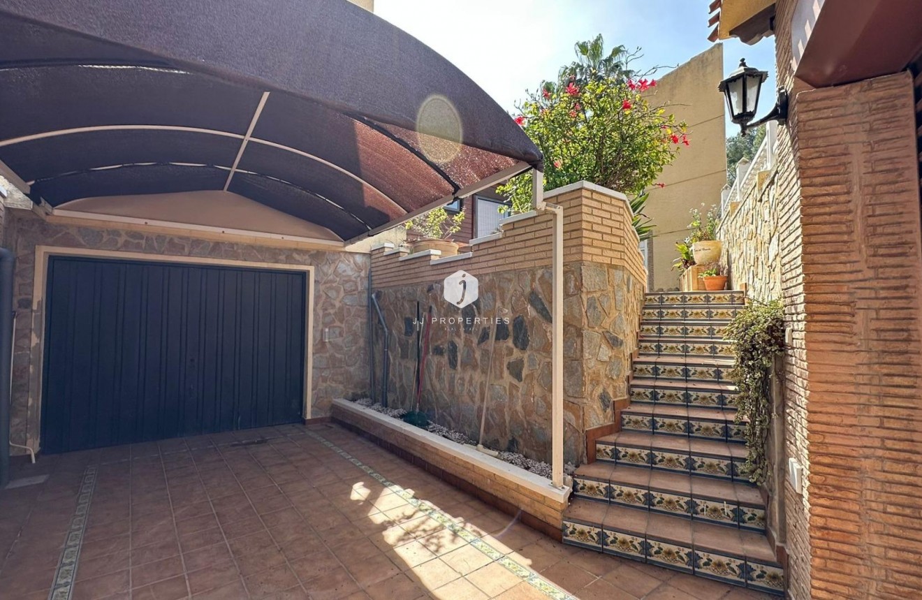 Resale - Villa -
Torrevieja - Los Balcones - Los Altos del Edén