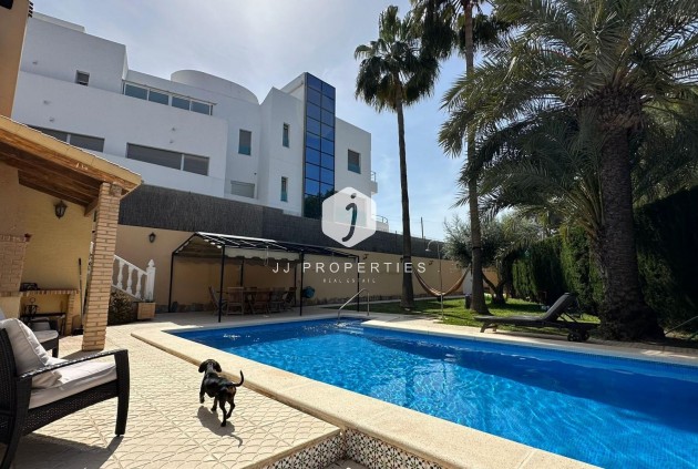 Resale - Villa -
Torrevieja - Los Balcones - Los Altos del Edén