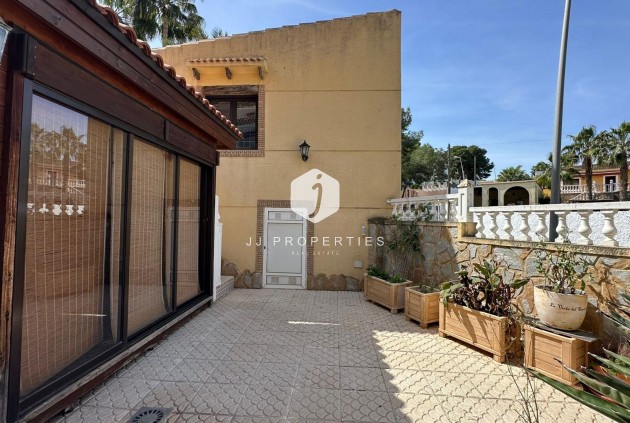 Resale - Villa -
Torrevieja - Los Balcones - Los Altos del Edén