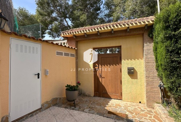 Resale - Villa -
Torrevieja - Los Balcones - Los Altos del Edén