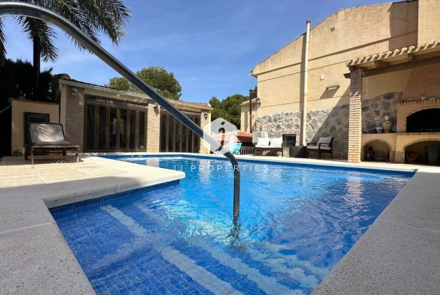 Resale - Villa -
Torrevieja - Los Balcones - Los Altos del Edén