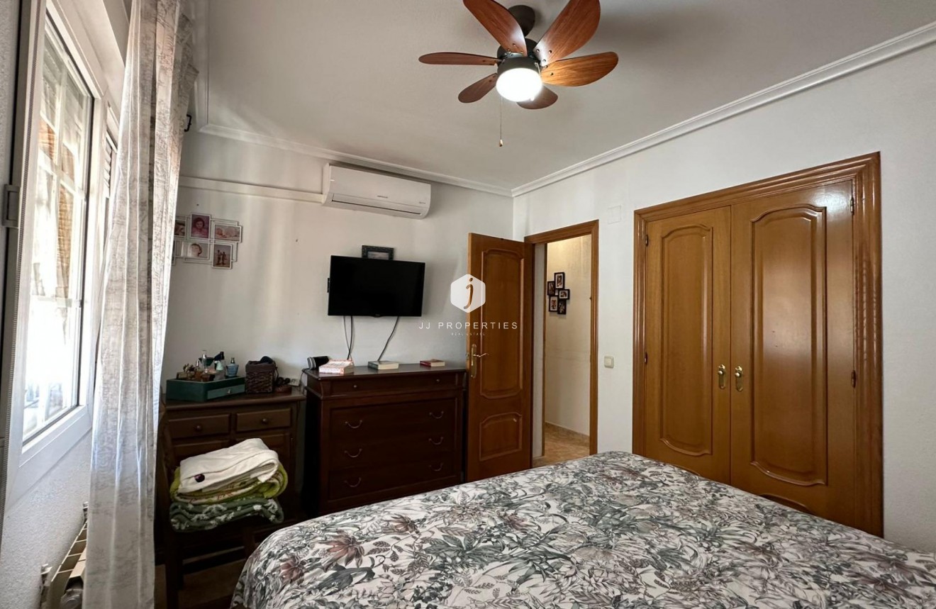 Resale - Villa -
Torrevieja - Los Balcones - Los Altos del Edén