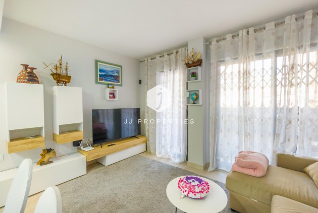 Segunda mano - Apartamento / piso -
Torrevieja - Estacion de autobuses